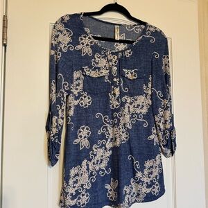PerSeption Concept Navy and Cream Floral Blouse